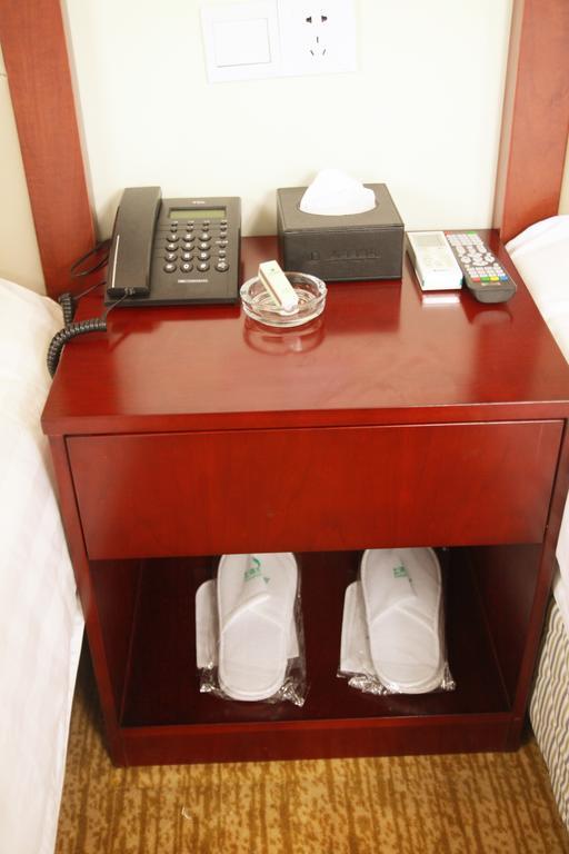 Shanghai Shuiting Holiday Hotel 외부 사진